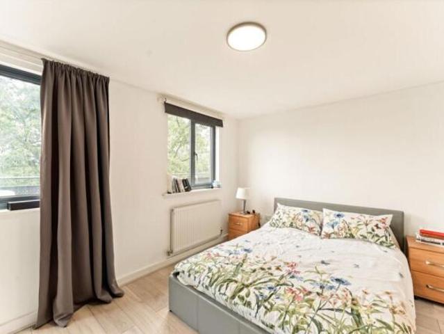 Flat for rent in Greater London