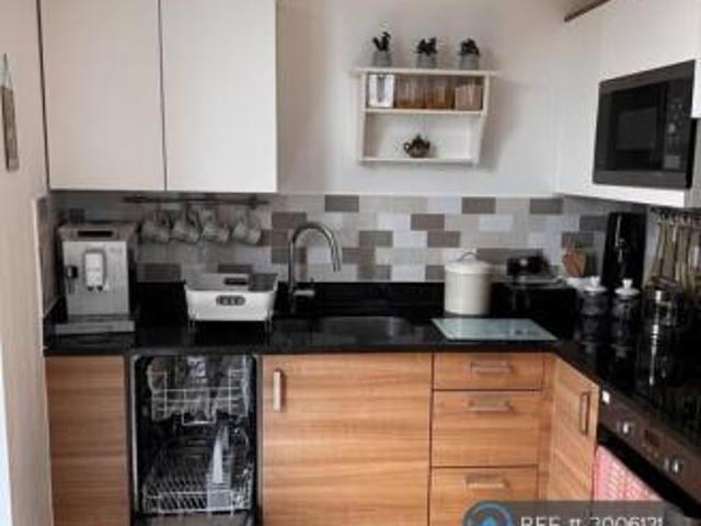 Flat for rent in Cat Hill