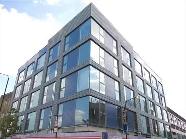 House for rent in Whitechapel, Greater London