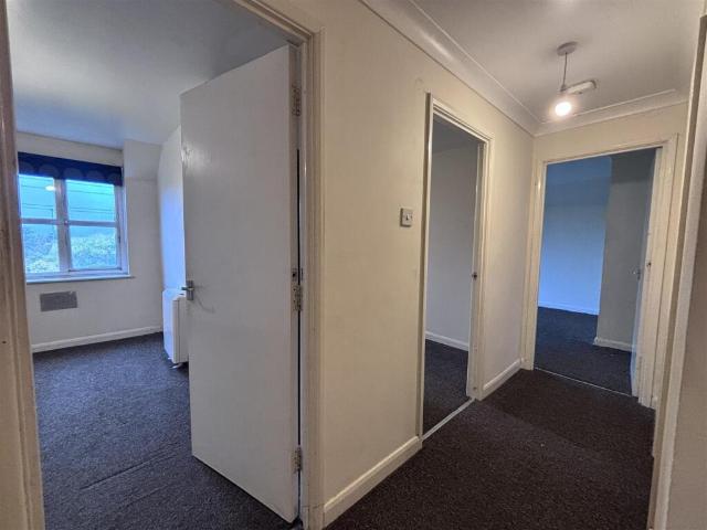 Flat for rent in Ilford, Isle Of Man