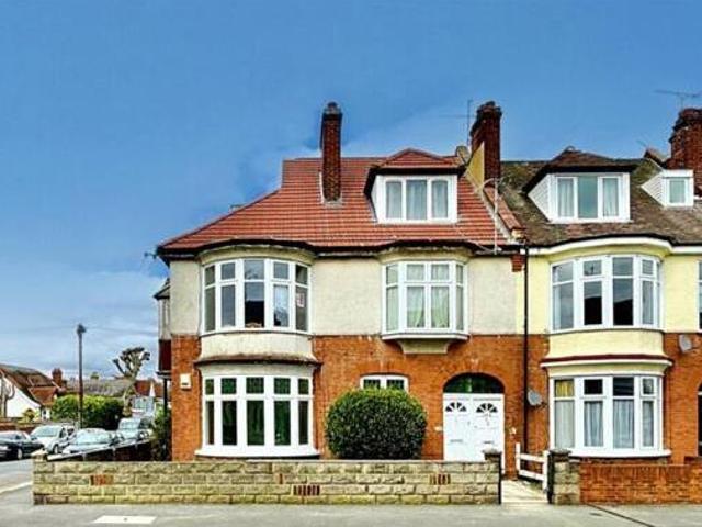 House for rent in Alton Barnes, Essex