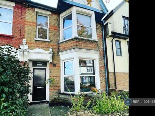 House for rent in Alton Barnes, Essex