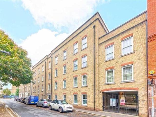 Flat for rent in Bermondsey, Greater London