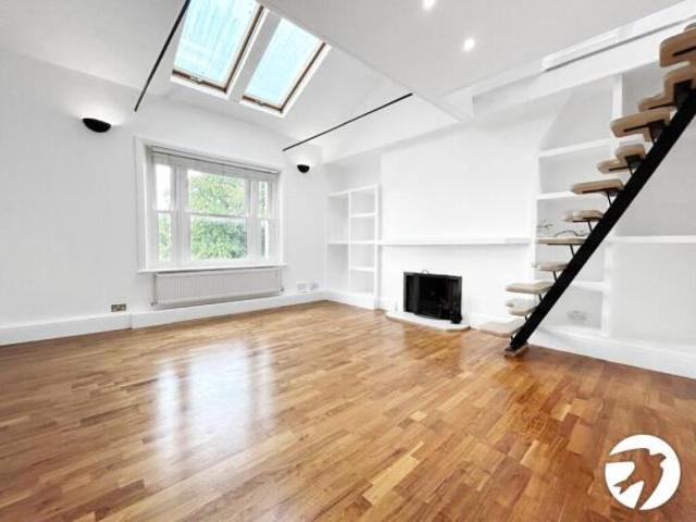 Flat for rent in Greater London