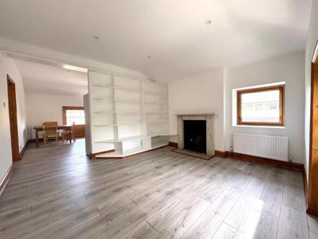 Flat for rent in Greater London