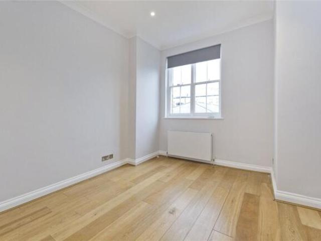 Flat for rent in Cat Hill