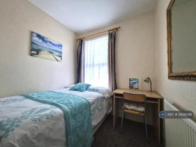 Flat for rent in Cat Hill