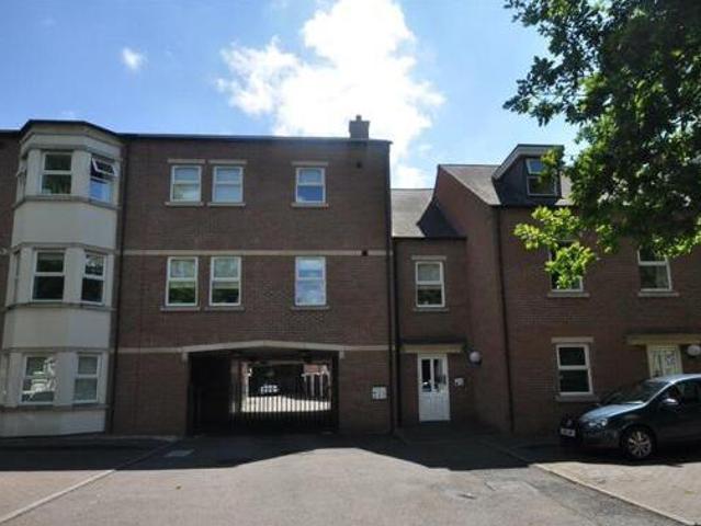 House for rent in Green Close, Warwickshire