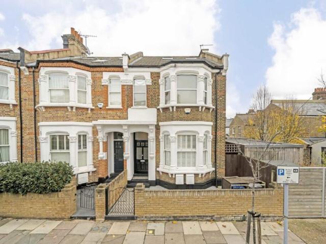 Flat for rent in Rise, Isle Of Man