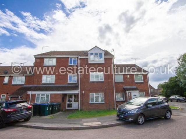 Flat for rent in Victoria Farm, West Midlands