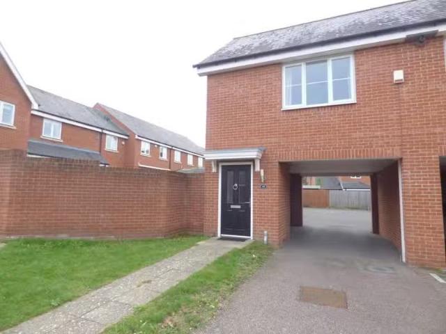 House for rent in Pilgrims' Hatch, Navestock Side