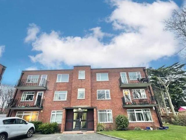 House for rent in Calderstones