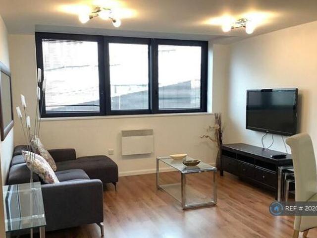 House for rent in Calderstones