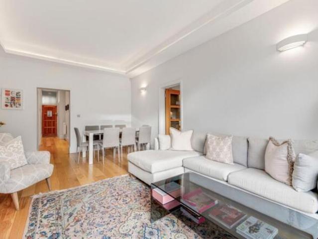 Flat for rent in Cat Hill