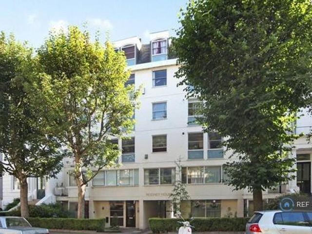 House for rent in Lyons, Greater London