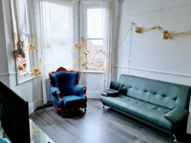 House for rent in Lyons, Greater London