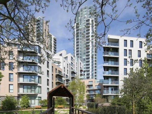 House for rent in Lyons, Greater London