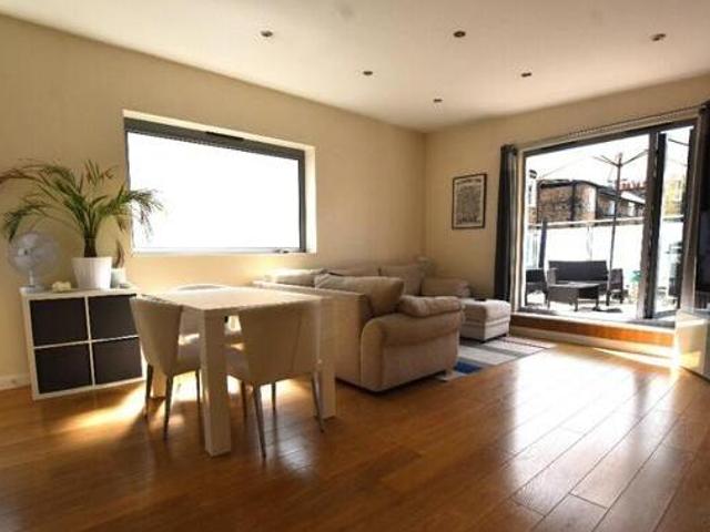 House for rent in Lyons, Greater London