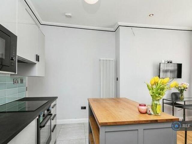 House for rent in Lyons, Greater London