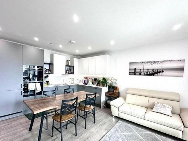 House for rent in Lyons, Greater London