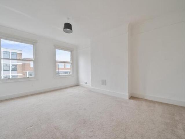 Flat for rent