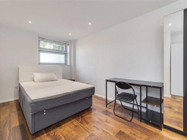Flat for rent in Bermondsey, Greater London