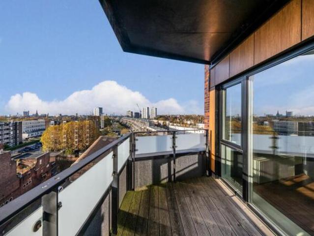 Flat for rent in Cat Hill