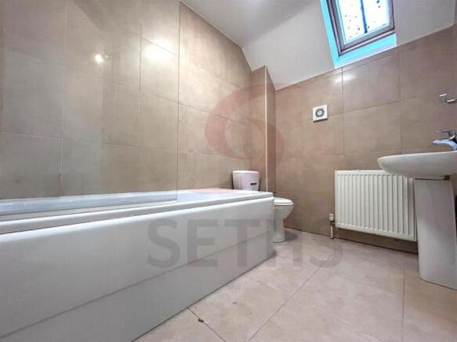 Flat for rent in Elmfield, Leicestershire