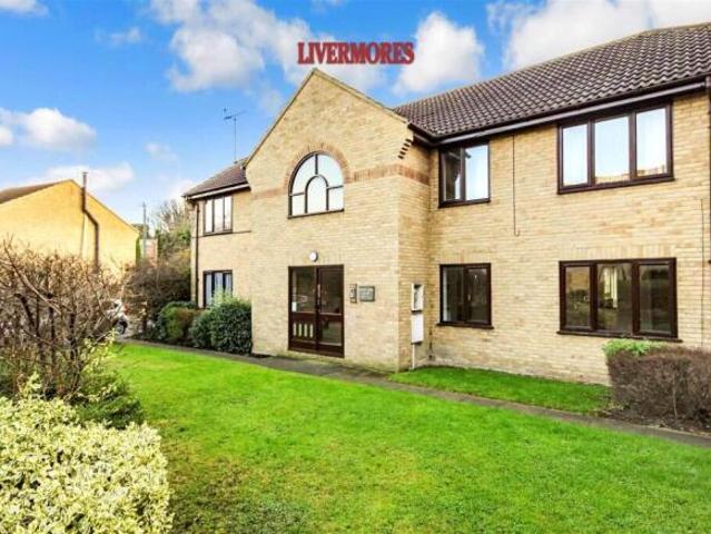 Flat for rent in Monks Orchard, Kent