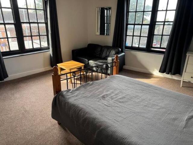 Flat for rent in Longport, The Bridge