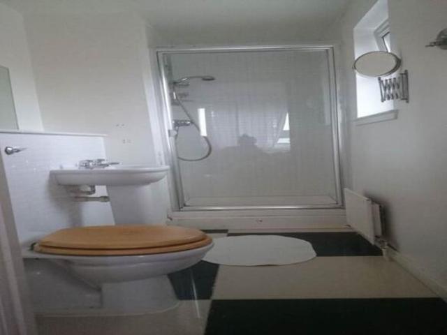 Flat for rent in Trinity, Scotland