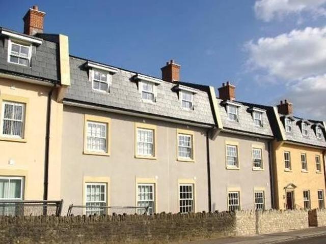 House for rent in Lyons, Greater London
