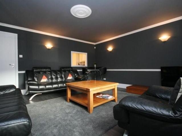 Flat for rent in Swindon