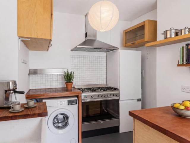Flat for rent in Homerton, Greater London
