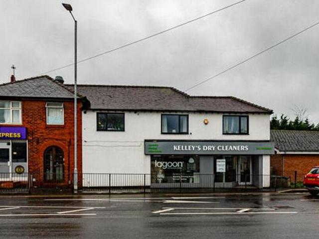 House for rent in Broken Cross, Macclesfield