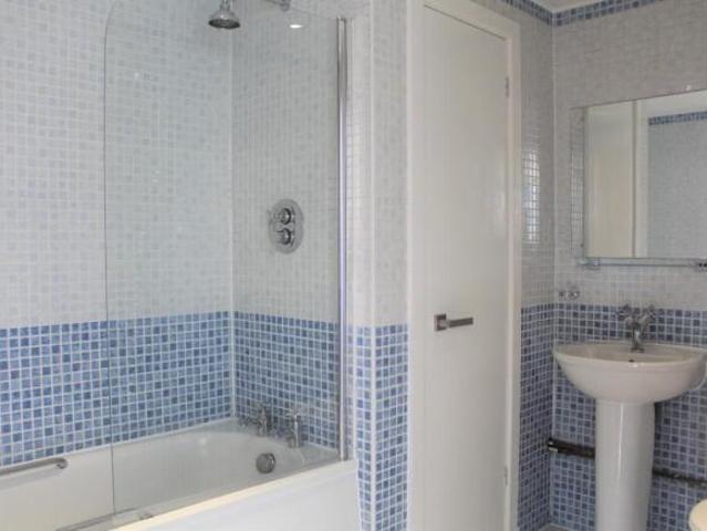 Flat for rent in City Centre, Calderstones