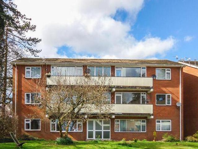 House for rent in Lyons, Greater London