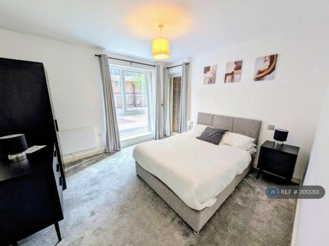 Flat for rent in Cat Hill