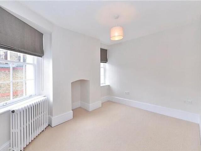 Flat for rent in Cat Hill