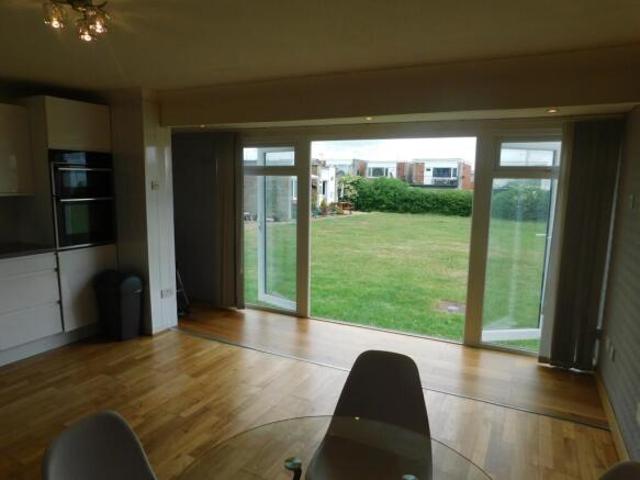 Flat for rent in Oad Street, Kent