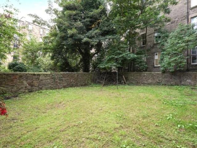 Flat for rent in Marchmont, Scotland