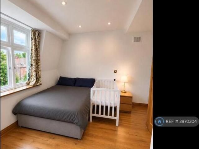 Flat for rent in Cat Hill