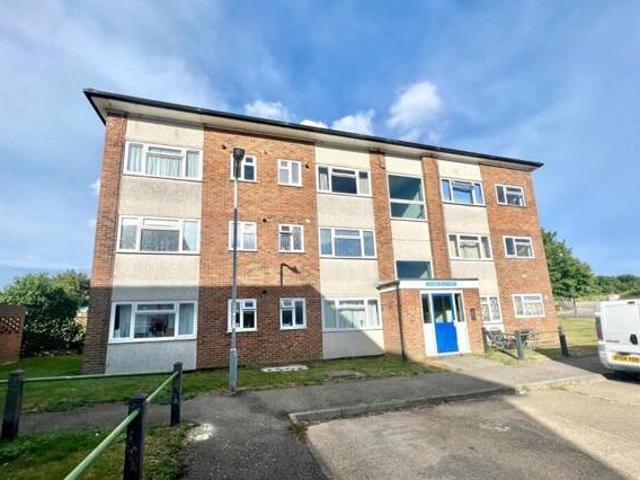 House for rent in Millmead, Acol