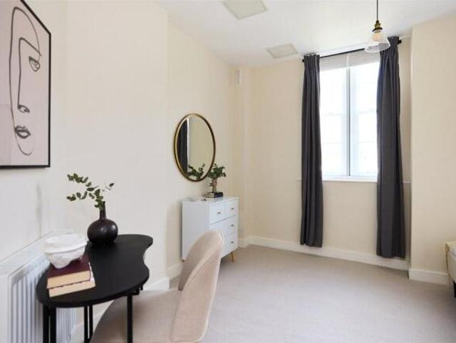 Flat for rent in Cat Hill