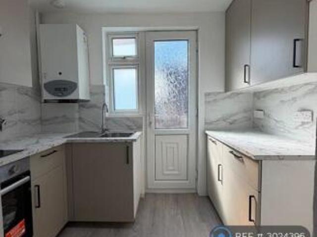 Flat for rent in Cat Hill