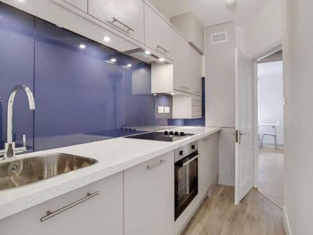 Flat for rent in Cat Hill