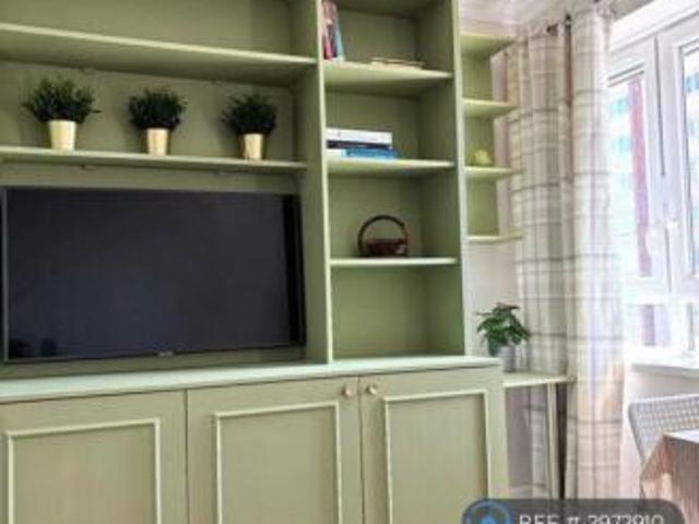 Flat for rent in Cat Hill