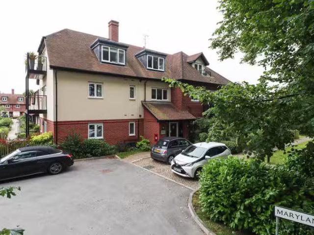 House for rent in Five Acres, Hertfordshire