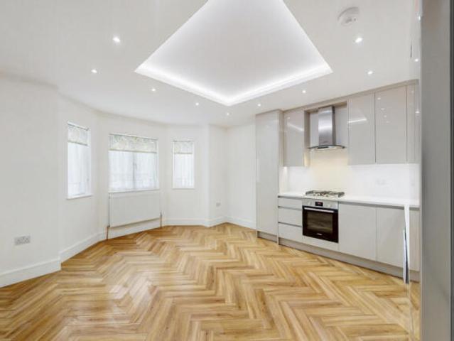 Flat for rent in Greater London