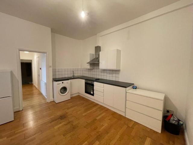 Flat for rent in Wood Green, Isle Of Man